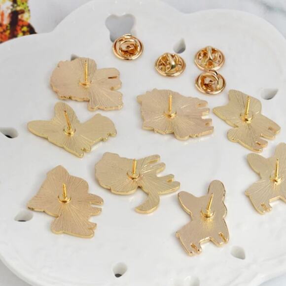 Yellow Lab Retriever Puppy Dog Pin Brooch - Picture 2 of 2